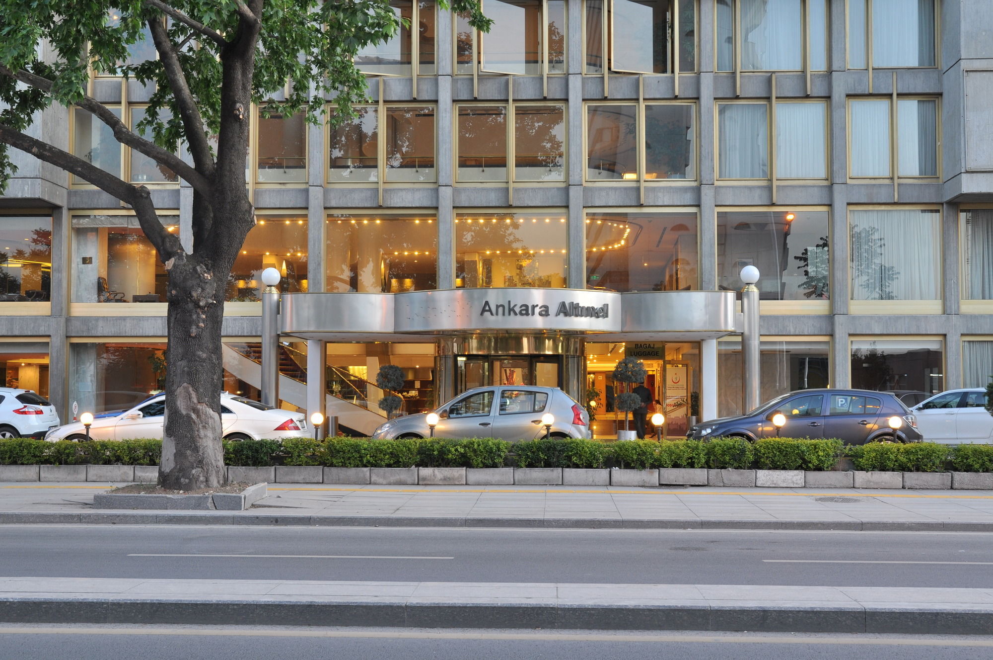 Altinel Ankara Hotel & Convention Center Zewnętrze zdjęcie